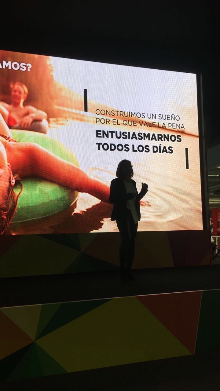 Tata Orozco como conferencista